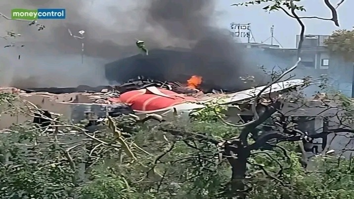 Crash d’un Boeing 787 en Inde : 242 personnes à bord