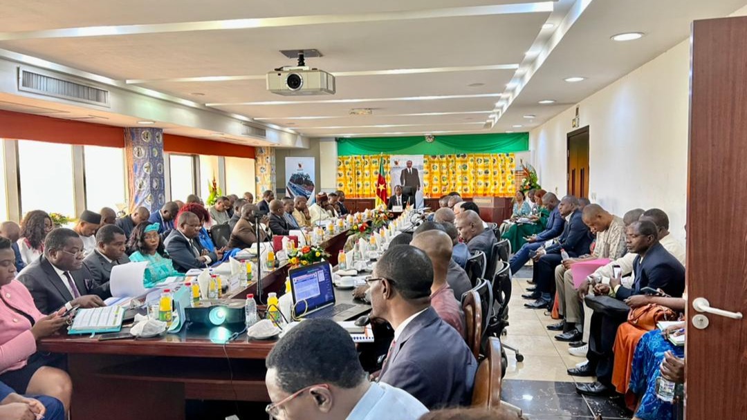 MINTP evaluates projects in South West Region. The Ministry of Public Works, MINTP has reviewed ongoing road projects in the South West Region