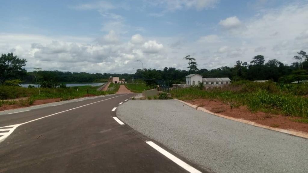 Bitumage des routes:Bangangte-Foumbot- Galim-Bamendjing, Mbama-Messamena et Meteing-Yoko