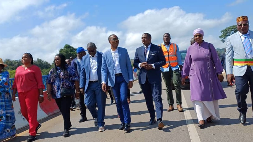 Nationale 15: le Directeur Général de la BAD-Afrique Centrale visite l'itinéraire