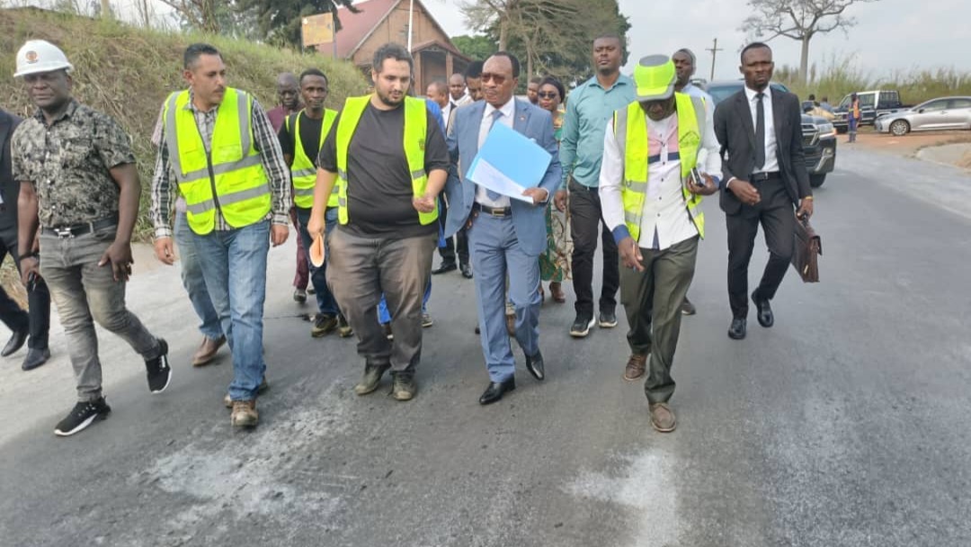 Route Mbalmayo-Sangmélima : le Mintp instruit une bonne prise en main des travaux sur le lot 1