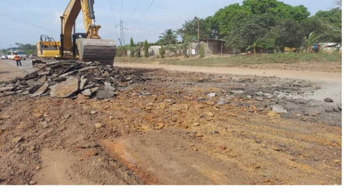 Entretien confortatif de la Nationale 5, Bekoko-Nkongsamba- Pont du Nkam -Bafang-Bandjoun (219km): les travaux évoluent avec satisfaction