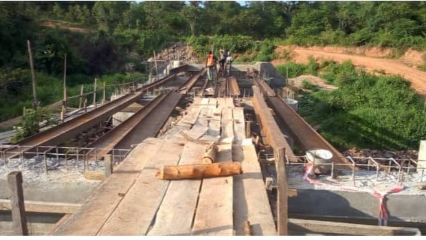 Construction d'un Pont définitif sur la rivière Mayo-Gniwa: l'évolution des travaux jugée satisfaisante