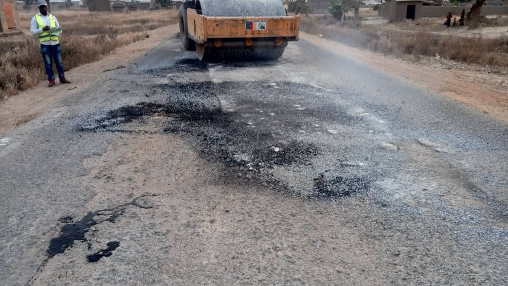 Route Ngaoundere – Garoua : les travaux d'entretien exécutés en régie couvrent un linéaire de 295,335km