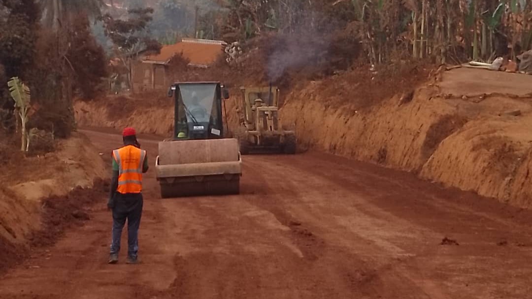 Entretien de la route Bafang-Nkondjock : les travaux se poursuivent