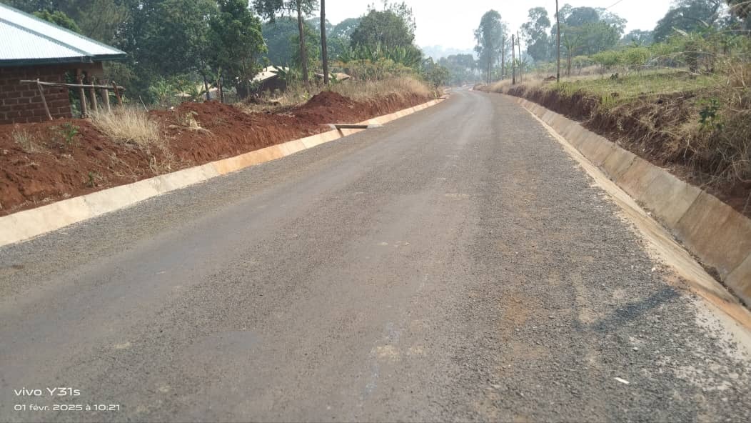 Reconstruction de la section Babadjou-Matazem : 10,1 km de routes communales bitumés et un ouvrage achevé