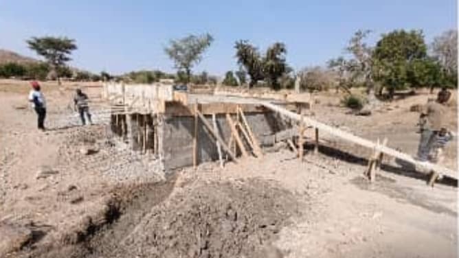 Département du Mayo-Tsanaga: l'entreprise doit accélérer la cadence des travaux d'entretien de la phase 2 des tronçons de route Zouvoul-Longere So'o-Fouldai