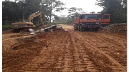 Route Mossé-Iboti (11,50km): l'entreprise doit poursuivre les travaux jusqu’à achèvement