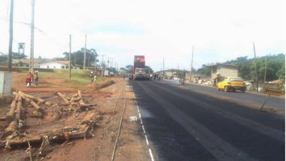 Réhabilitation des tronçons de route régionale R0105 et R0133 dans la Lekié : près de 18 km recouverts de béton bitumineux