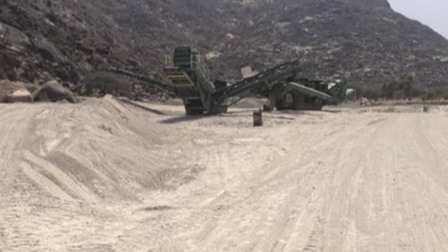 Réhabilitation de la section de route Moutourwa – Maroua sur la Nationale N°1, l’entreprise installe les équipements de la centrale de concassage