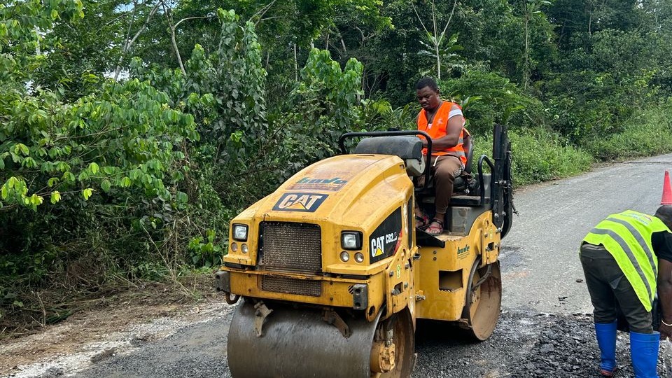 Entretien de la route Ebolowa-Ambam-Kyeossi : Les travaux de la phase 2 ont démarré