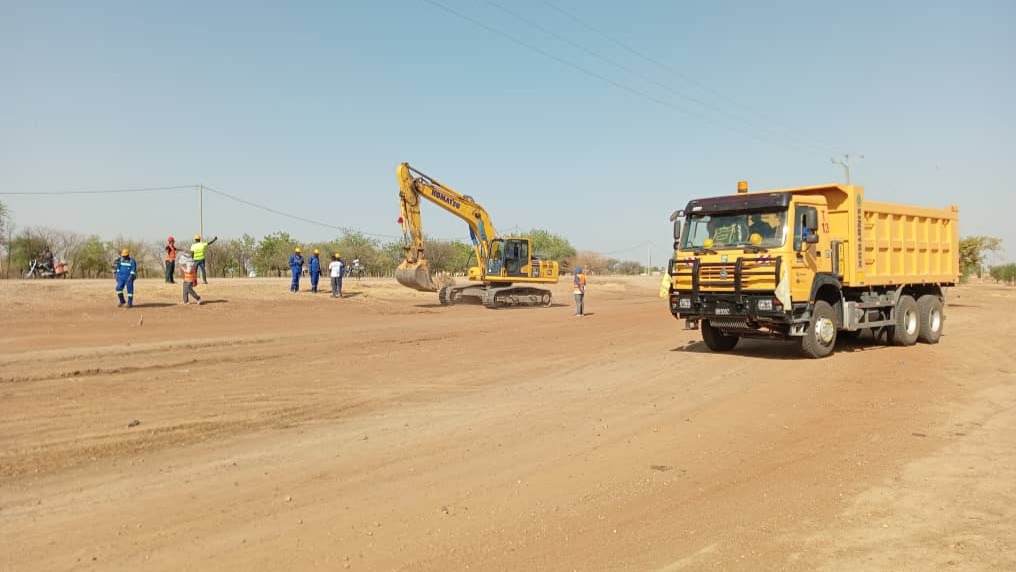 Réhabilitation de la section Guidiguis-Yagoua (N12) : l'entreprise effectue des prélèvements à la carrière de Gadas
