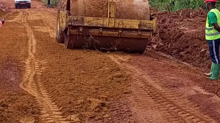 Route Ebolowa-Akom 2-Kribi : des opérations de maintien de la circulation supervisée par l’entreprise ICM