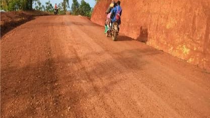 Travaux d'entretien de la phase 2 des tronçons de route Lefang-Sa'ah Mbah et Carrefour Chefferie Lensap-Ecole Publique de Djeu dans la Menoua: la réception provisoire a été prononcée
