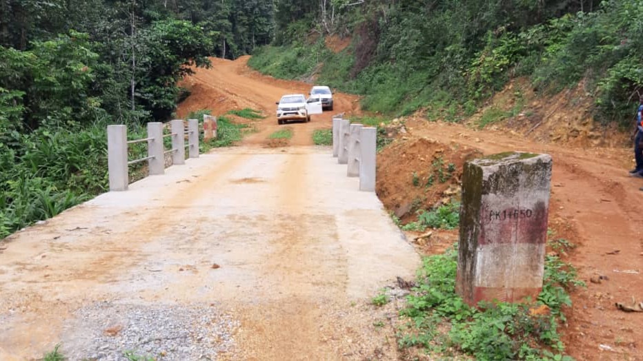 Route Mossé-Iboti (11,50km): les travaux d'entretien de la phase 1 sont presqu’achevés