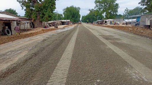 Reconstruction de la route Mora-Dabanga-Kousseri : les travaux progressent entre Mora et-Tchakamari et les marchés sont attribués entre Tchakamari et Kousseri
