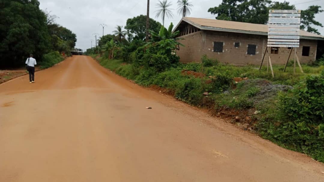 Bitumage de certaines routes communales dans la Sanaga-Maritime : les travaux évoluent