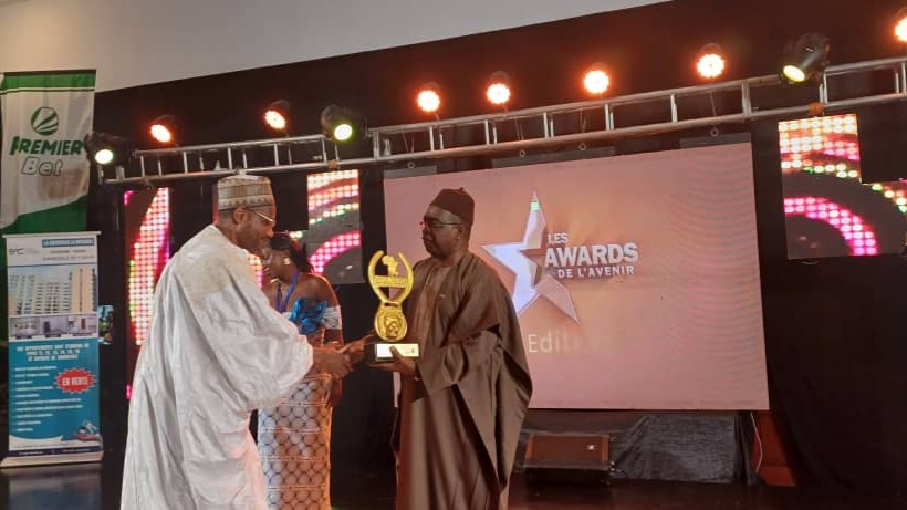 Infrastructures routières : le MINTP distingué pour ses performances aux Awards de l’Avenir