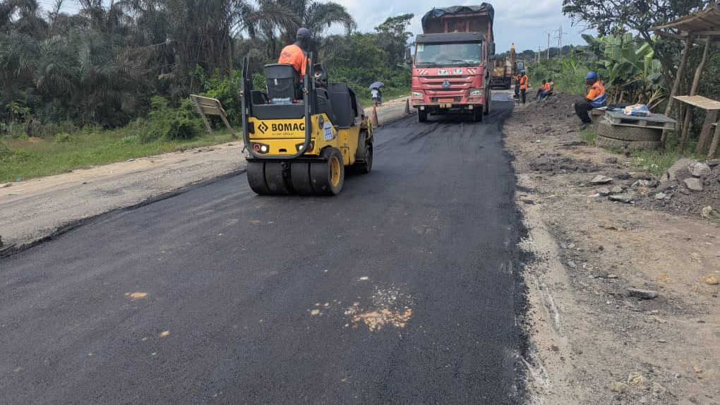 Entretien confortatif de la route Bekoko-Limbé Idenau: l’usage des scories volcaniques recommandé pour maintenir la circulation