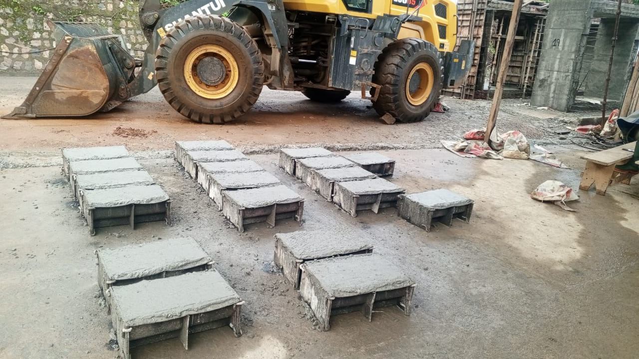 Falaise de Dschang : l’entreprise poursuit la préfabrication des éléments d’assainissement