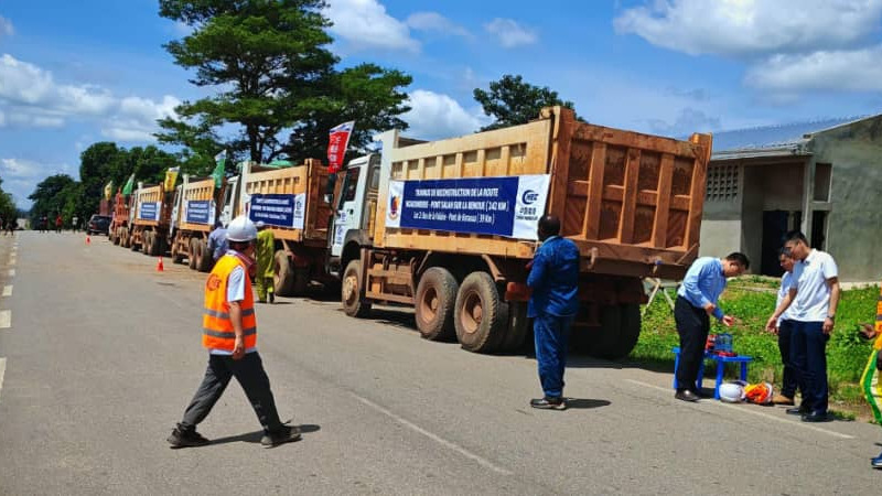 Reconstruction de la route Ngaoundéré–Garoua (242 km) : le MINTP dépêche une mission pour la présentation  et la mobilisation des entreprises