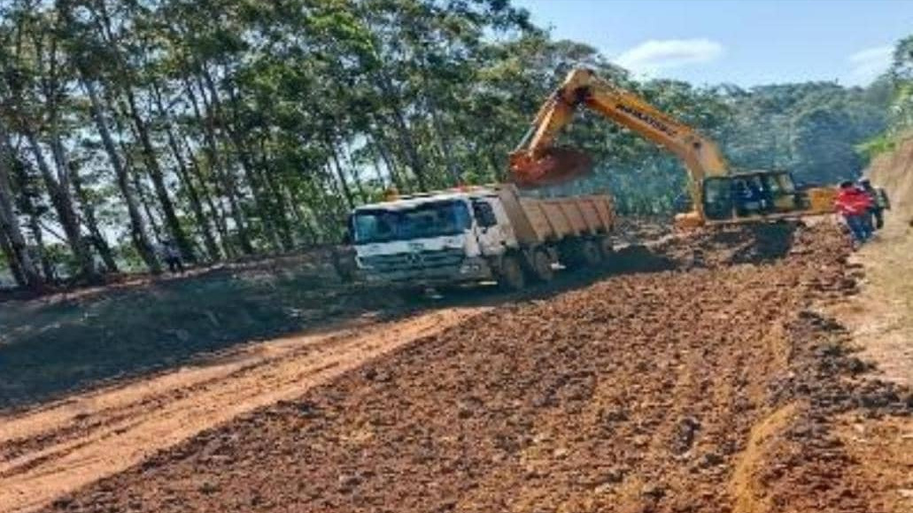 Kumbo–Ndu (39 km) : la plateforme supérieure de terrassement est réalisée jusqu’au PK 32+700