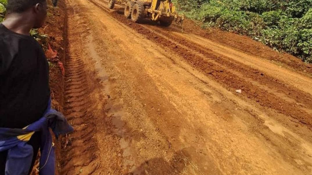 Région de l’Est: les travaux s’exécutent à un rythme appréciable sur la route Abong-mbang-Ampel 68 km