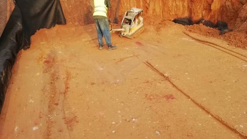 Réparation de la zone effondrée sur la section Bonépoupa-Yabassi : la reconstitution du remblai progresse