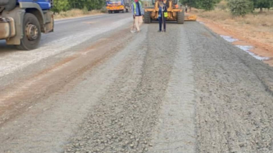 Guidiguis–Yagoua (68,70 km) : la cadence des terrassements et la construction des ouvrages sont appréciables