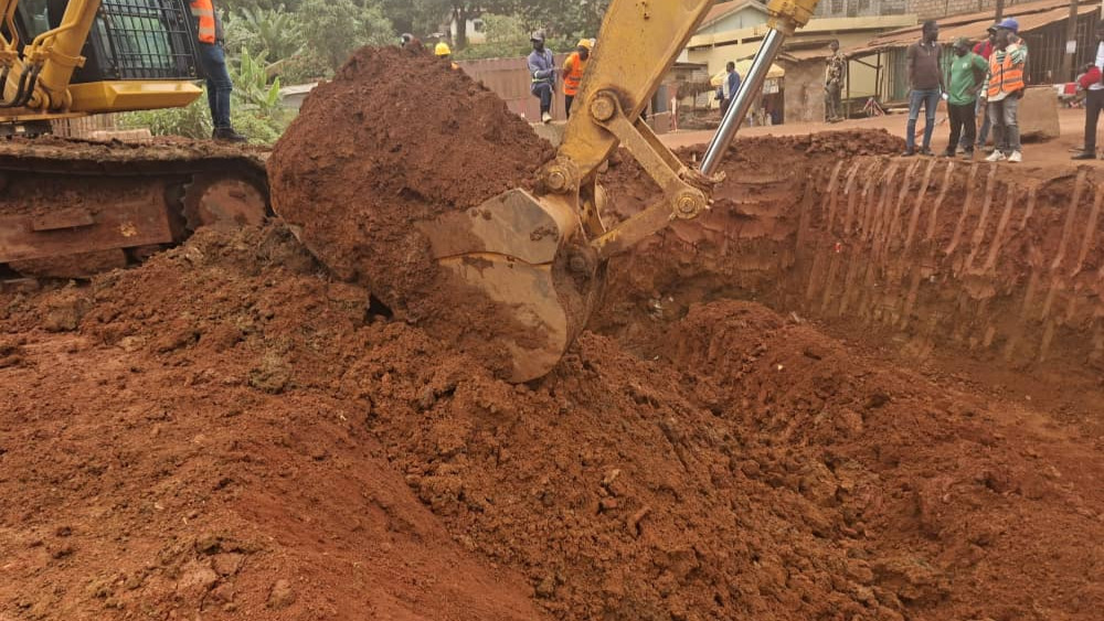 Réhabilitation des routes régionales dans la Lekié : les travaux de construction d’un dalot se poursuivent sur la section 1