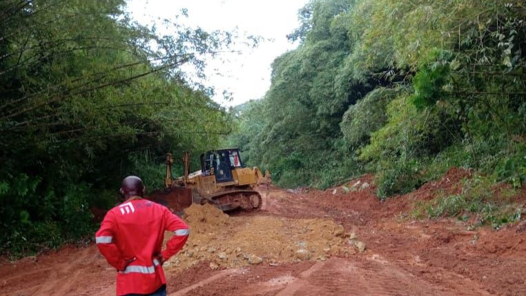 Construction de la route Ebolowa–Akom II–Kribi : une concertation pour affiner le calendrier des interventions liées au démarrage des travaux