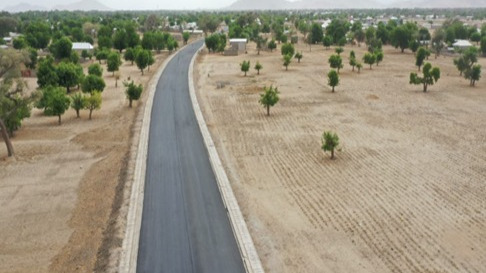 Construction de la route Bogo-Guirvidig (32.86 Km) : 3,8 km de voiries déjà bitumés à Maroua sur les 6,2 Km prévus