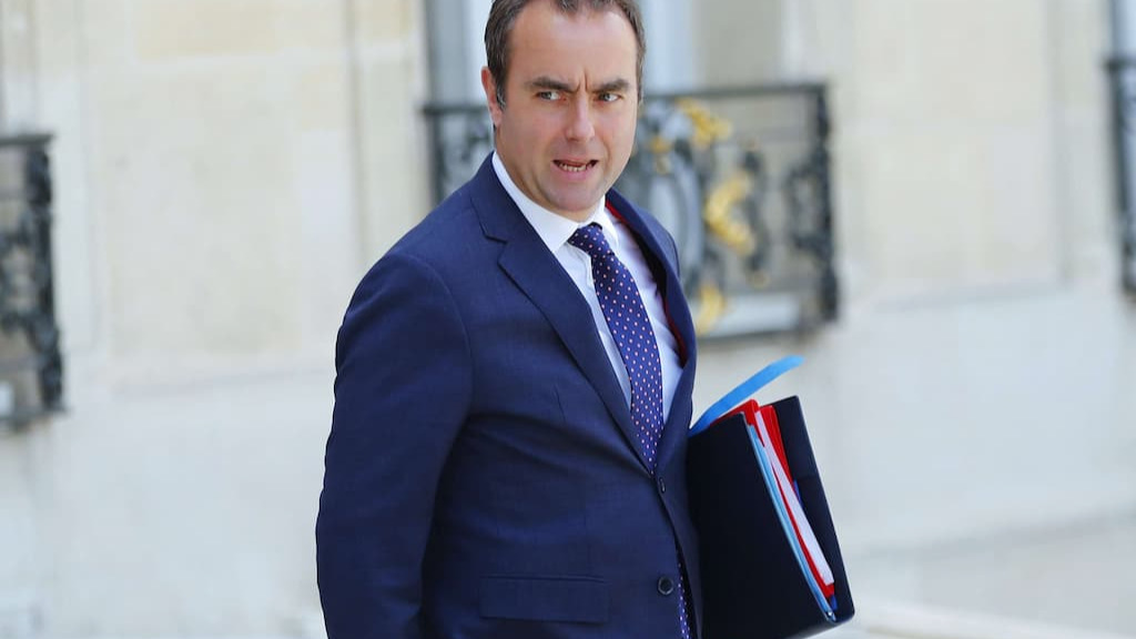 Sébastien Lecornu devient Premier ministre : un nouveau changement au sommet instabilité gouvernementale persistante